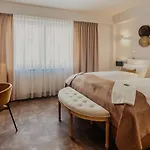 Szálloda Eichengrund Cochstedt 4*