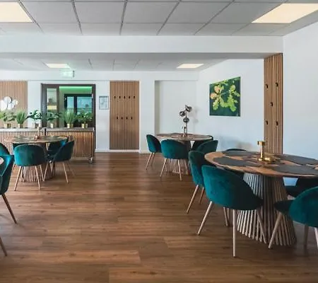 Hotel Eichengrund Cochstedt