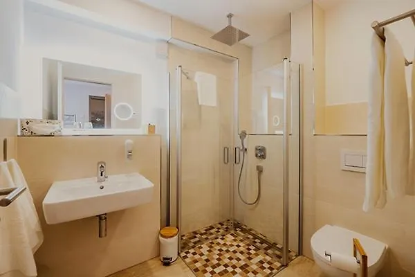 Hotell Eichengrund Cochstedt