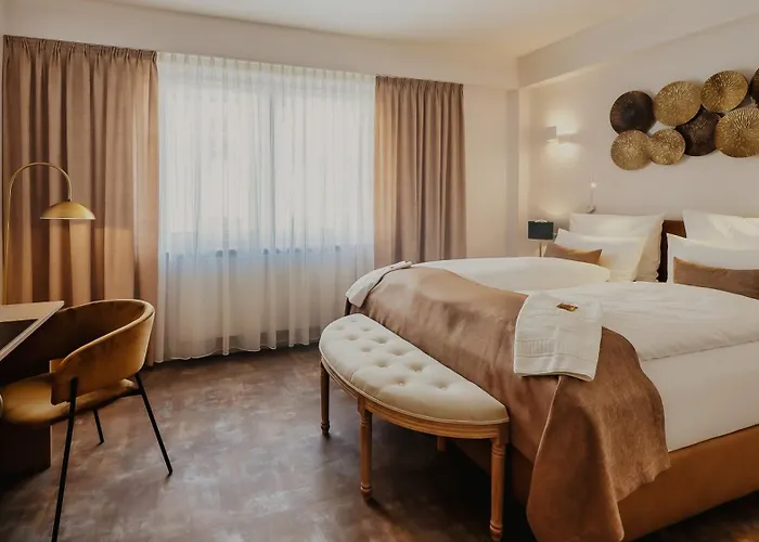 Hotell Eichengrund Cochstedt 4*